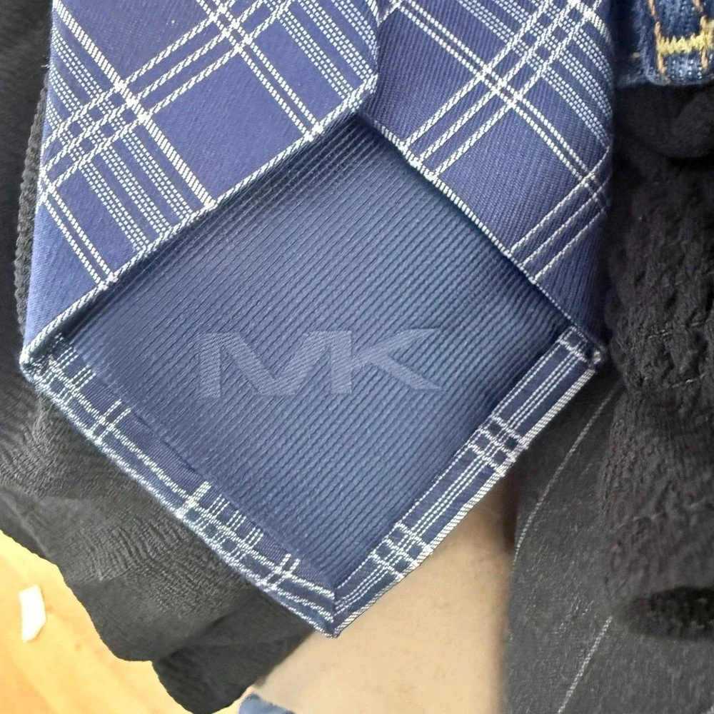 Michael Kors Mens Blue White Plaid 100% Silk Necktie RN 121148 CA‎ 50900